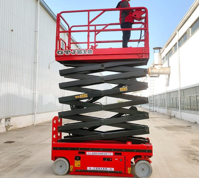 阆中自行走移动式升降机